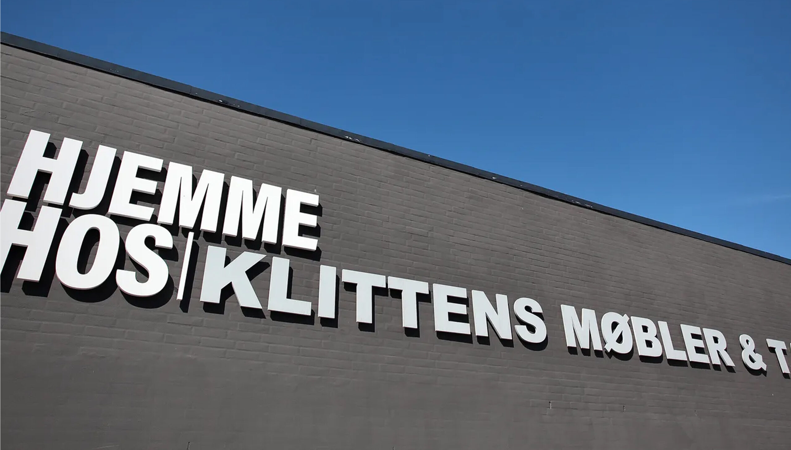 Om os | Klittens Møbler & Tæpper Hvide Sande
