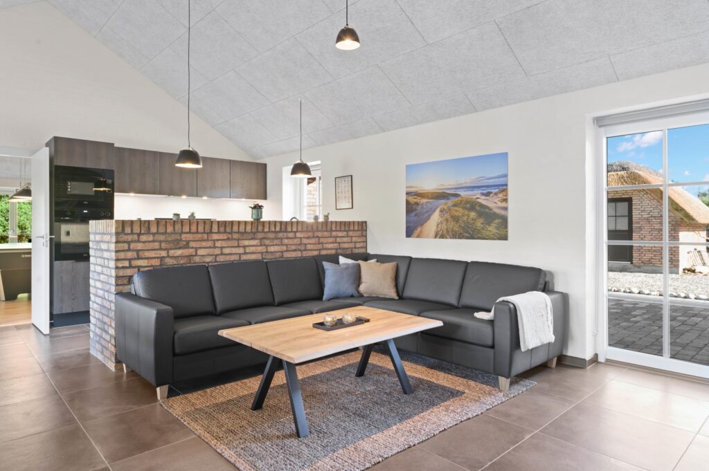 Stue med sofa og sofabord